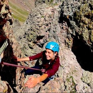 Meet your Posher, Danielle